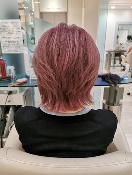 クオーター(QUARTER) ショートウルフ