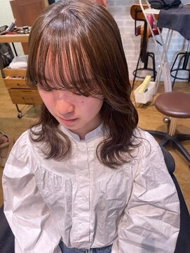 ヘアサロン アティリー(Hair Salon Attirer) 西梅田/ボブ/グレーベージュ/白髪ぼかし/ハイライト/ベージュ