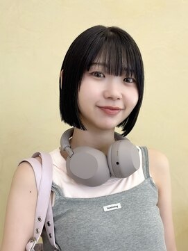 スニュウ(snuw) レイヤーボブインナーカラーマロンブラウンブリーチなし