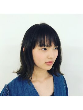 ジジ プラス デザイン(GIGI＋design) ミディアムボブ（塚田純）