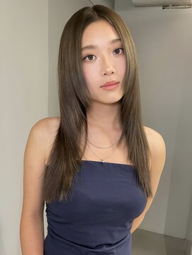 トイ(TOI) ロングハイレイヤー/オリーブベージュ/ケラチンストレート