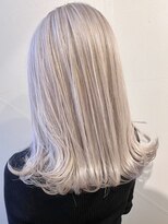 ベルヘアーデザイン 堺東(Belle hair Design)&nbsp;ハイトーンホワイトベージュイルミナカラー20代30代40代堺東
