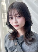 顔周りカットミディアムレイヤーハッシュカットシースルーバング