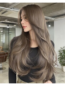 アヴァンス 泉大津店(AVANCE.) ピンクベージュ/アンブレラカラー/クールショート/前髪/泉大津