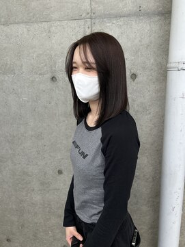 ライン(LYNE) olive brown