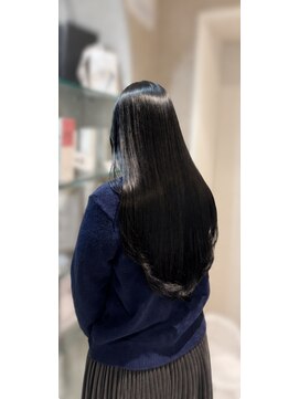 ボヌール 川西(Bonheur) バックショット：艶髪