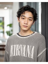 メンズパーマも人気。ONもOFFも決まる好印象ヘアへ。【熊本／並木坂／メンズパーマ】
