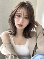 ノア(NOA) 顔まわりレイヤー×くびれミディ透明感ブラウン