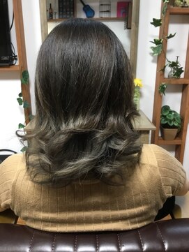 ディヴォート エス(devote s) 外国人風ヘアカラー