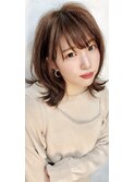 『LAURA』ミディアムレイヤー☆ミルキーベージュ