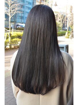 ポタム 東中野(potamu) 艶々ロングヘアのモノトーンカラー