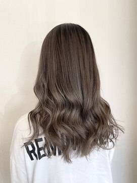 リアン 熊谷本店(Rien) グレージュカラー