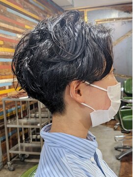 ゴーズゴー 吉祥寺(e)店(go s go) 【吉祥寺】ハンサムショート パーマ ショートカット 刈り上げ