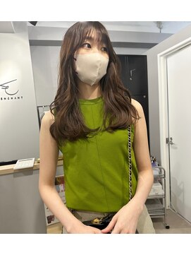 アトレ(attrait) ＊大人っぽロングヘア フェイスレイヤー ベージュ 大阪 天王寺