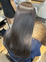 ヨンセンチメートルヒロサカ(4cm HIROSAKA)&nbsp;髪質改善ストレート