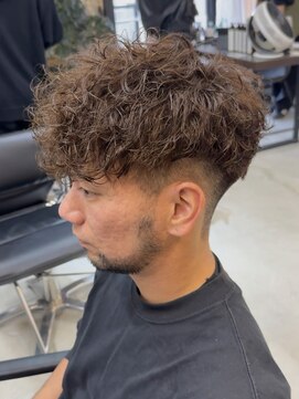 サップ 吹田店(Sup) Vマッシュ/スペインカール/スパイラルパーマ/フェード