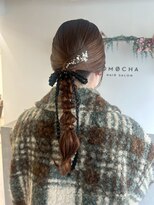 オモチャ(OMOCHA) 金箔×リボンで魅せる個性派アレンジ