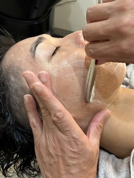 カプセルヘアーサロン(CAPSELL Hair Salon)の写真/【フレスポ須賀川様すぐそば】個室で周りを気にせずシェービング◎理容室でしか体験できない技術をご提供！