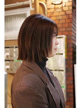 柔らかく収まる大人ストレートボブ×吉祥寺