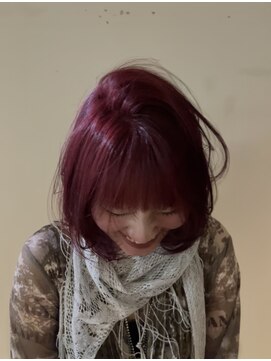 ミラコ(milaco) ブロンドに落ちるボルドー