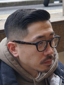 ザチョップショップ キチジョウジ(THE CHOP SHOP KICHIJOJI) サイドパートスキンフェードカットシェービング吉祥寺理容室