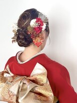 シークエストアンドシプラス(C/QUEST&C-plus)&nbsp;成人式　ヘアセット　振袖　編み込み　まとめ髪　辻堂