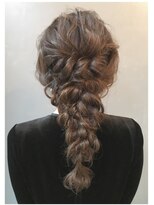 マッシュ 北堀江(MASHU)&nbsp;三つ編みの三つ編み MASHU小田彩乃