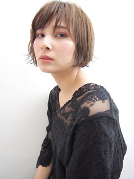 アリシア(arishia) ウェットボブ×イルミナカラー