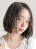 【EMMA NAOMI】ひし形シルエットの耳かけショート