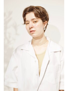 レンジシ オモテサンドウ(RENJISHI omotesando) ハンサムショート毛先パーマ（表参道・青山）