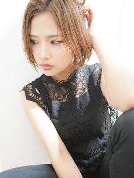 ウィズ 八街店(Wiz) シルキーベージュ艶ショートボブ