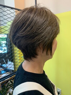 アングル(angle) [angle/西新駅]立体ショート