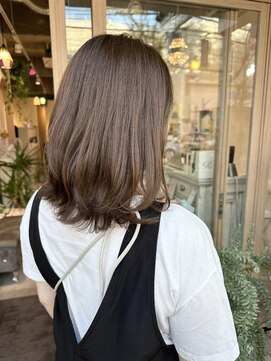 アトリエレゴ(atelier REGO) 【セミディレイヤーカール×ハイグレージュ☆】