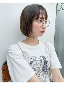 ジュリエッタ(giulietta) ボブ　サンドベージュ　透明感カラー