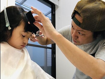ダピエス(da pie'ce)の写真/≪愛媛・松山大学から徒歩約4分≫裏路地にある隠れ家理容室♯駐車場あり♯キッズカット対応◎♯月曜日営業