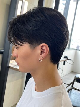 エルマーク 京橋(L-MARK) センターパートニュアンスパーマ韓国カルマパーマコンマヘア