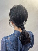 ねじねじローポニー ヘアセット エジリ