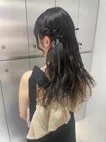 【新宿駅/新宿三丁目/ヘアセット/ねじりハーフツイン】