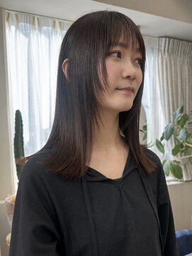 ノーム(norm) イメチェンスタイルハッシュカットレイヤーカット