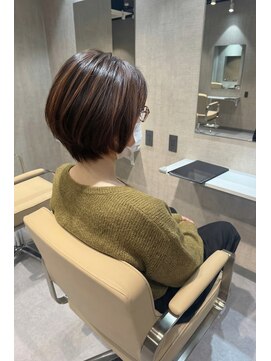 エンブレス(EnBlesS) 30代40代50代絶壁解消ひし形白髪ぼかし大人ショートボブ