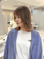 ヴィサージュアクト(VISAGE a.c.t)&nbsp;ナチュラルなインナーカラーでさりげないおしゃれを