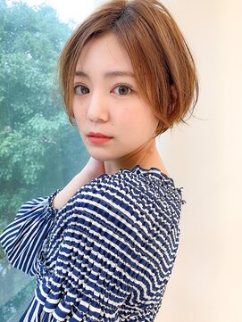 レ セゾン(Les Saisons) エアリー感のあるコンパクトにまとまるショート