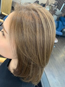 ポー 三軒茶屋(poh) テラコッタ/ミニウルフ/デジタルパーマ/くすみブルー*三軒茶屋駅