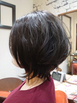 タントラ(tantra) ルーズフィットボブ ウェーブ☆オリーブグレージュ