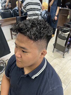 オムヘアー (HOMME HAIR) 【HOMME HAIR 佐藤】 ショートハーパー フェード スタイル