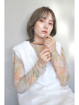 エル(ell) 大人可愛いくびれミディアム/オリーブカラー/20代30代40代