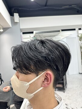 クレット(CLETO) 刈り上げセンターパート