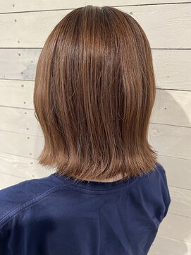 ルノン フィージュ(LUNON fieju) 外ハネミディ/韓国/ベージュ