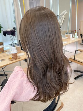 フルールバイアヴァンスクロス(Flulu by avance. cross) 上品なくすみブラウンカラー