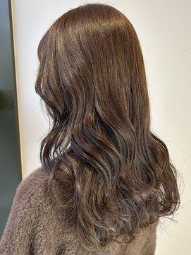 ラシェンテ 旧居留地(La Sente) 艶カーキベージュ